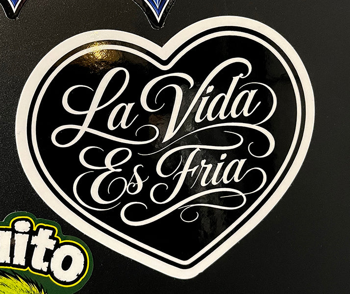 La Vida Es Fria Heart Sticker (5x4.5 inches)